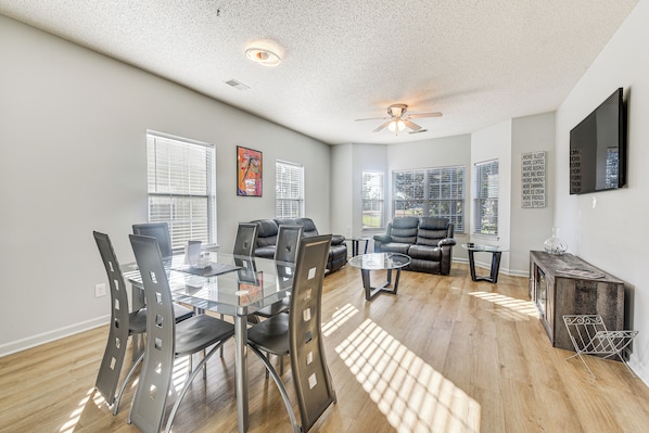 Apartment (3 Bedrooms) | Interior - Legends Golf Condo ~ 10 Mi to Myrtle Beach Access! (Myrtle Beach)