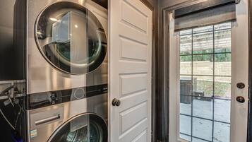 Nhà (2 Bedrooms) | Nội thất