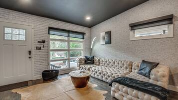 Nhà (2 Bedrooms) | Nội thất