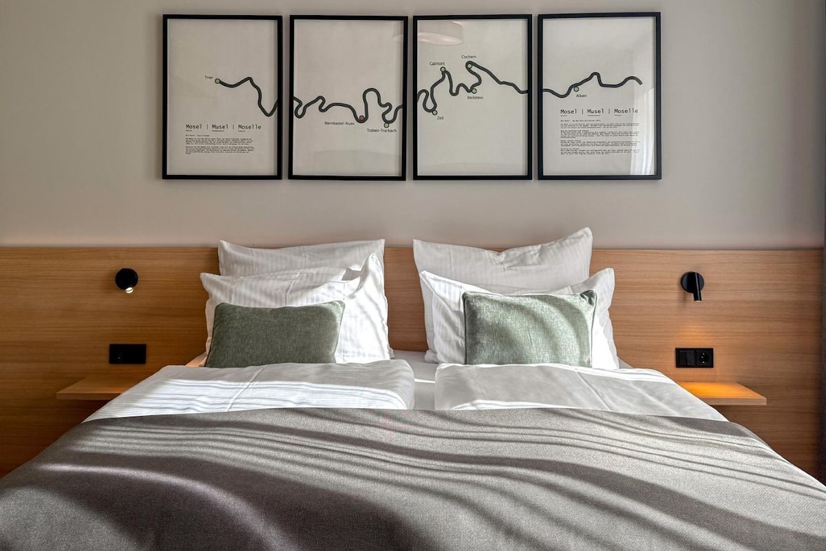 1 bedroom, desk, free WiFi, bed sheets