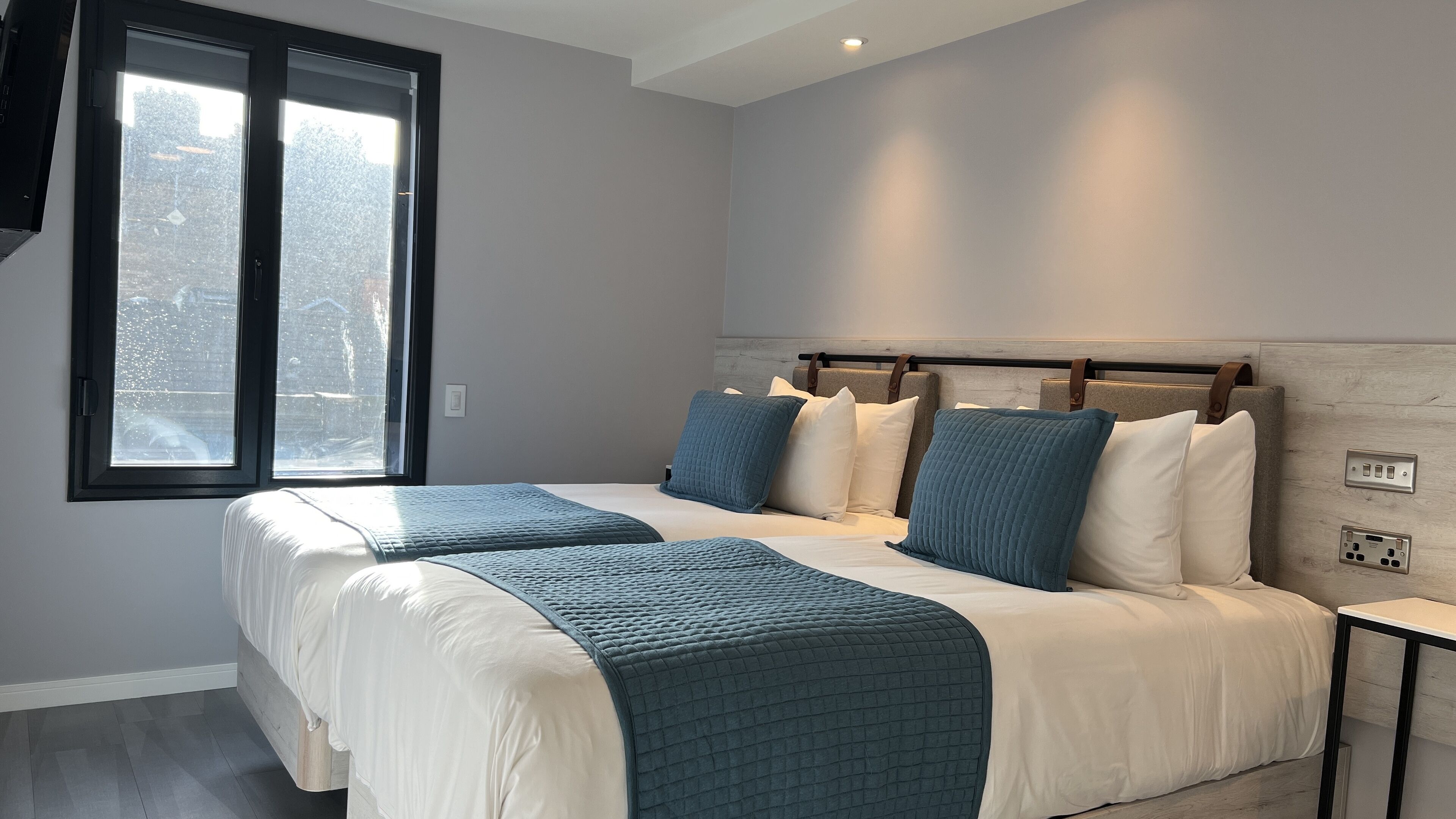 Photo - Wellington Temple Bar