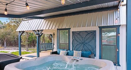 Windmill Ranch - Stardust Cottage I Fire pit, Hot tub