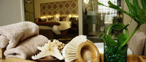 1 bedroom, desk, iron/ironing board, WiFi