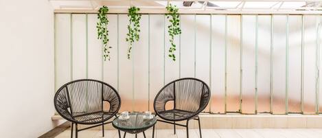 Căn hộ Business | Hiên