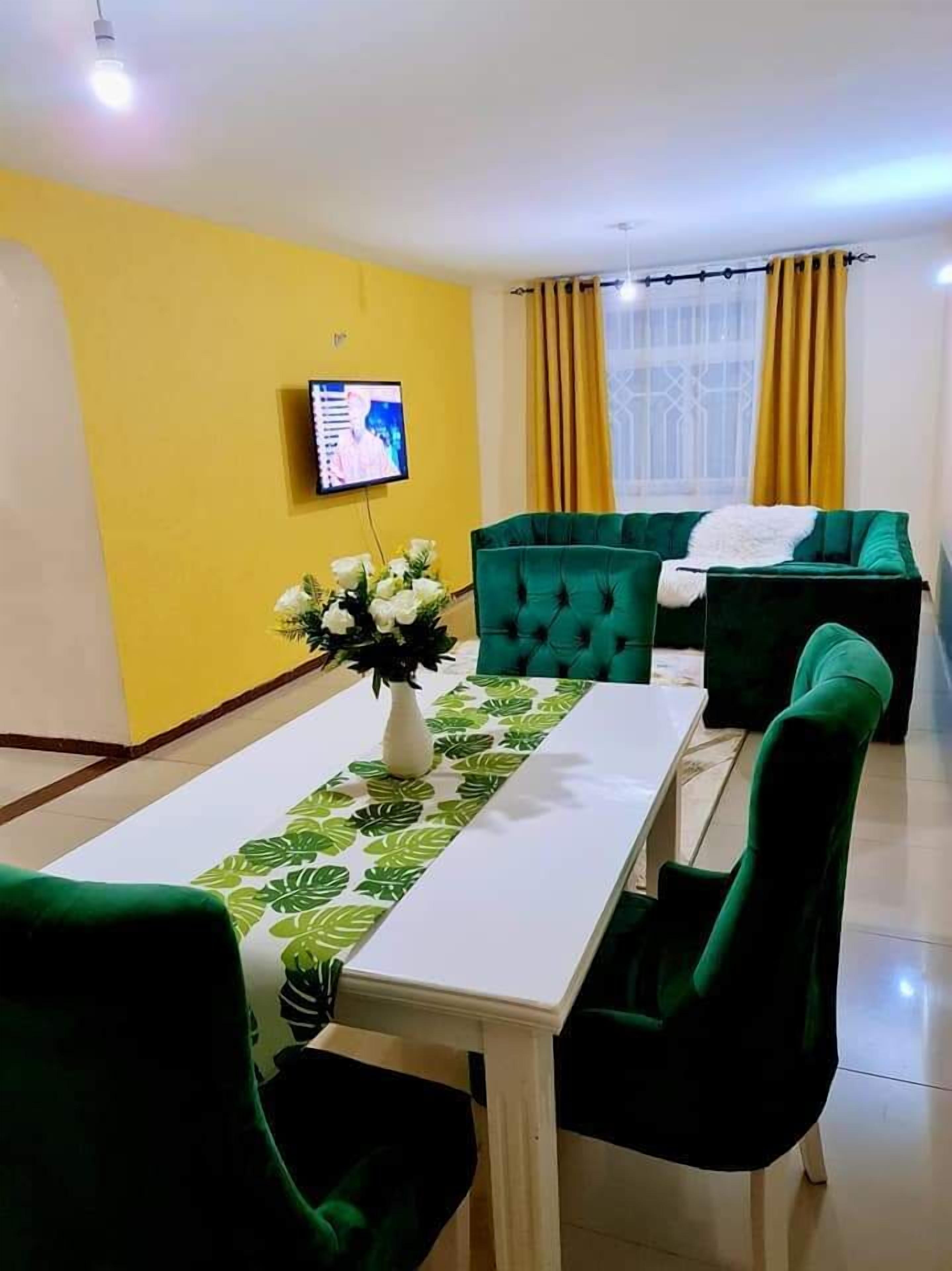 Deluxe Apartment | Living area