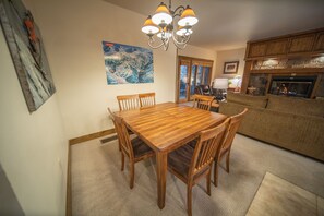 Dining - Keystone Summer Escape | Patio & Trails (Keystone)