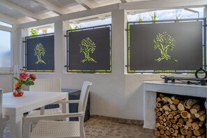 Outdoor dining - Apartment Aldijana in Fažana (Fažana)