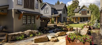 6-Cottage Bundle at Academy Place