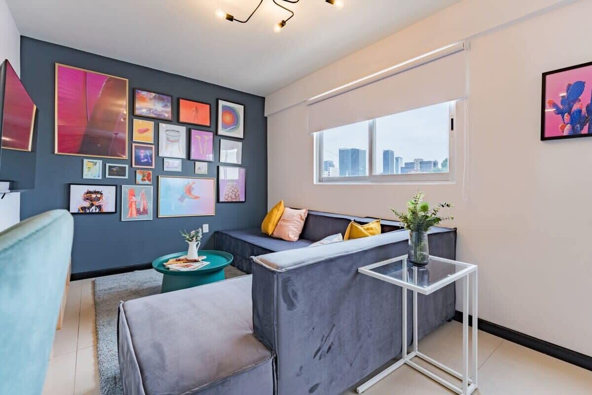 Smart TV, books, offices