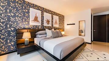 6 bedrooms, in-room safe, desk, iron/ironing board