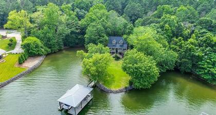 Impresionante Propiedad Frente al Lago, Cerca de Charlotte