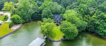 Restful Home in a Quiet Cove w Kayaks, SUPs, Dock & Boat Option - Near Charlotte