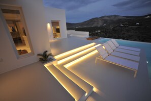 Panoramic Suite | Terrace/patio - Pili Pala Suites (Paros)