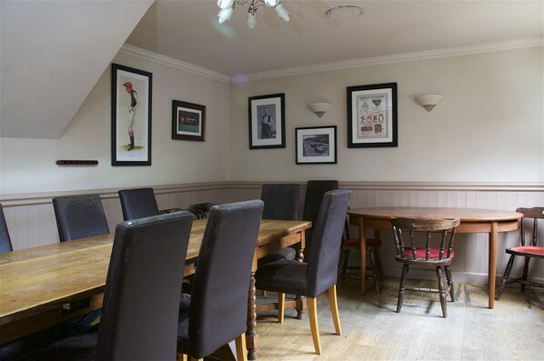 Unclassified image, 1 of 36, button - The Grove Arms  (Shaftesbury)