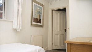 Standard Room - The Grove Arms  (Shaftesbury)