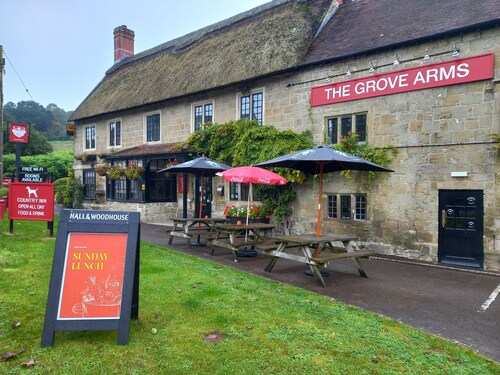 The Grove Arms 
