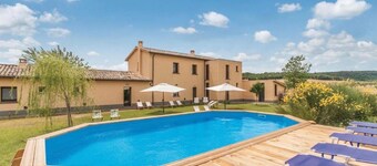 Property with privacy between Olive trees and 360° panorama.   