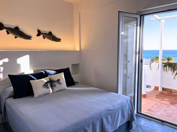 2 bedrooms