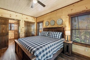 4 chambres, fer et planche à repasser, Wi-Fi gratuit, draps fournis