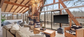 Whitetail Lakeside Retreat by Innsbrook Vacations!