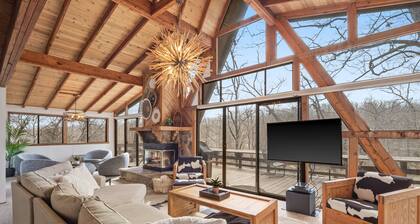Whitetail Lakeside Retreat by Innsbrook Vacations!