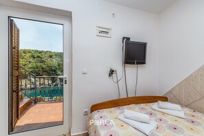 3 室のベッドルーム、アイロン / アイロン台、ベッドシーツ