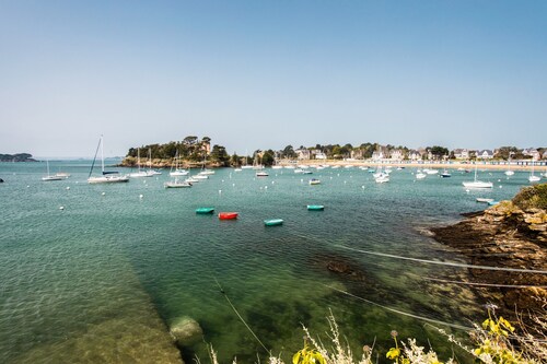 900m from beaches - House for 7 with garden