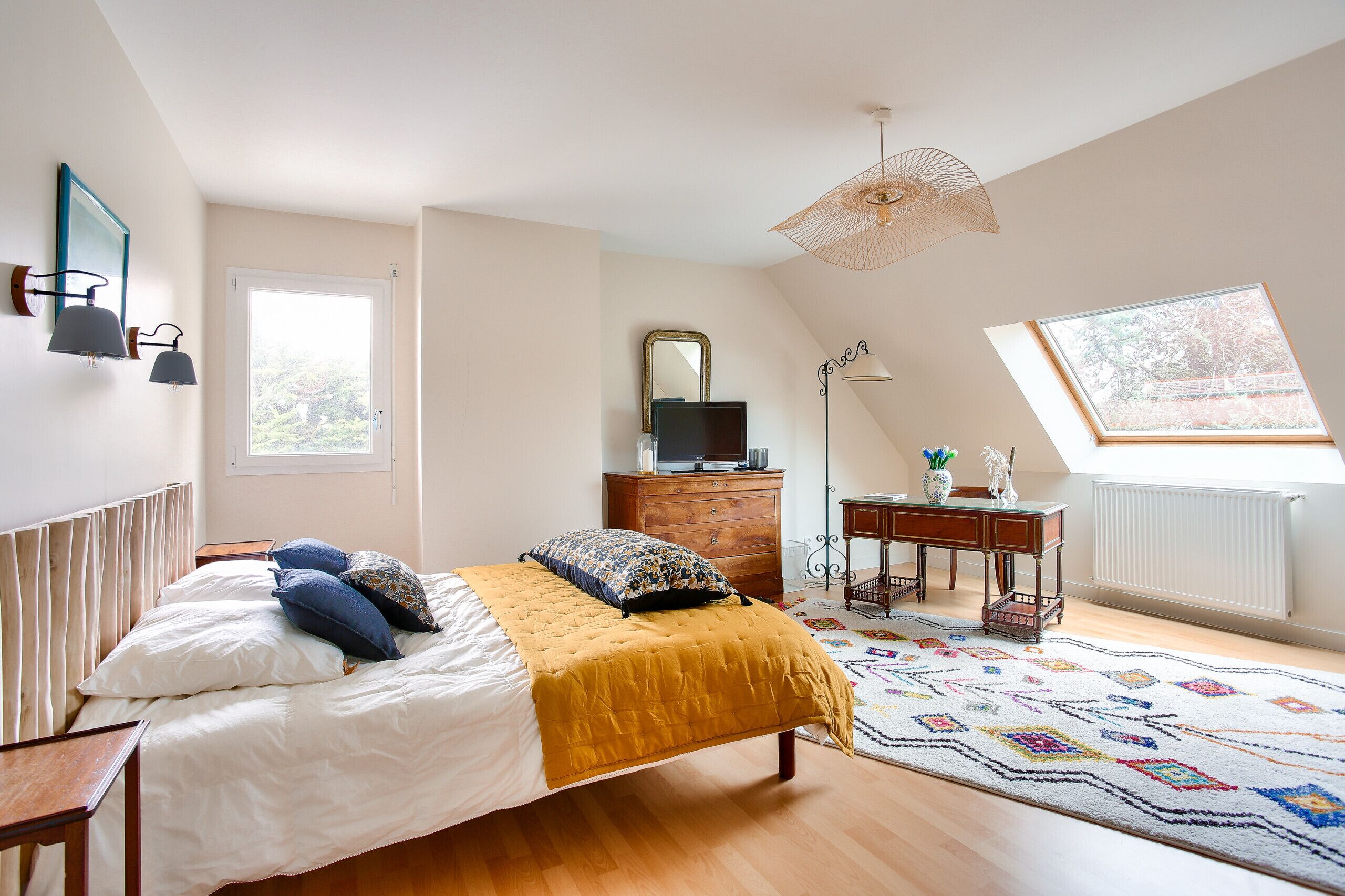 3 bedrooms, iron/ironing board, free WiFi