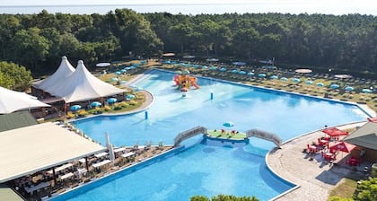 Vacation Village Fantastico Bungalow BAB for 8 persons