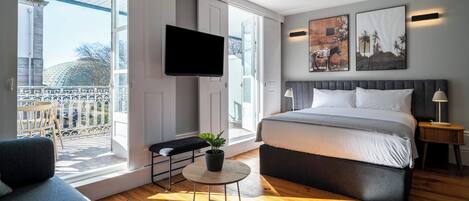 Studio with terrace and sofa bed