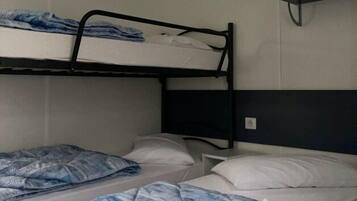 1 chambre, Wi-Fi gratuit, draps fournis