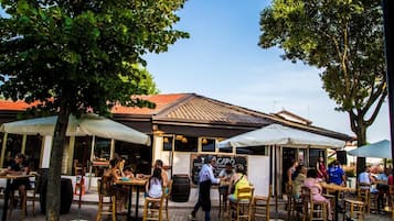 Ristorazione all'aperto