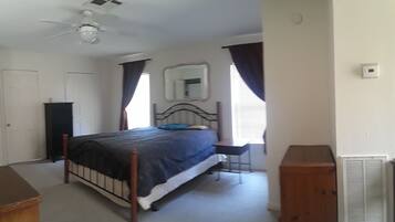 1 bedroom, WiFi, bed sheets