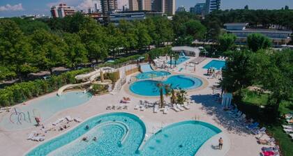 Vacation Village Sabbiadoro Mobilehome H Plus for 4 people