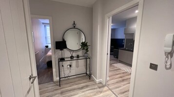 Smart TV, Netflix, streaming services