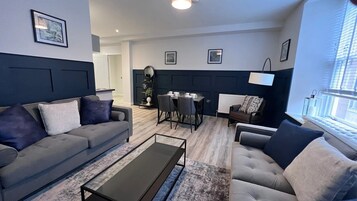 Smart TV, Netflix, streaming services