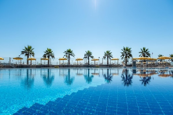 Pool - Vacation park Rosapineta Sud Mobilehome 4 Plus for 5 persons (Rosolina Mare)