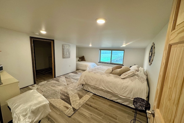 4 habitaciones, cuna de viaje, wifi gratis y ropa de cama