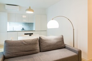 Living area - City Castle Apartments Free Parking (Bratislava)