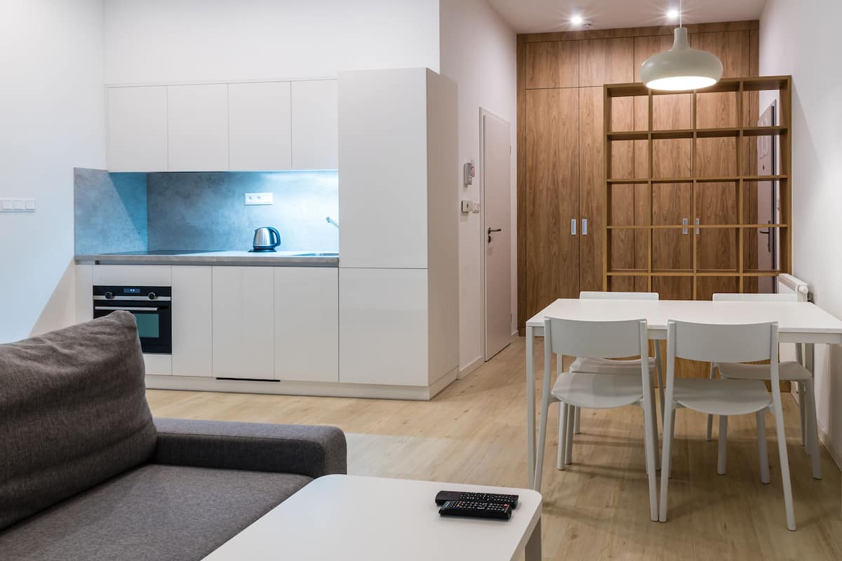 Studio | 1 bedroom, hypo-allergenic bedding, laptop workspace, blackout curtains