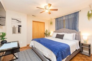 4 bedrooms, premium bedding, down duvets - McAllen Majesty 4BR w Pool and Comfort (McAllen)