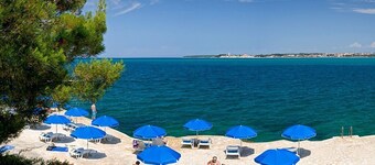 Residence Lanterna Sunny Resort Apartment Seaside