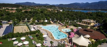 Vacation resort Baia Verde Mobile Home Charme for 5 persons