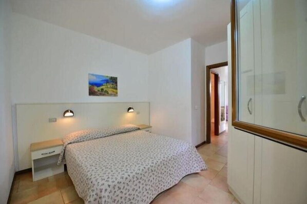 2 dormitorios, wifi gratis, ropa de cama