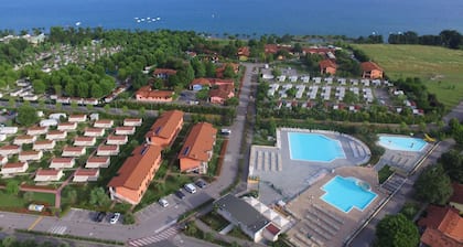 Ferienpark Garda Village Maxicaravan Prestige für 6 Personen