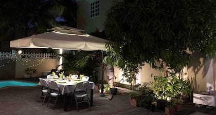 Coco Villa : a 10-minute ‘flip-flop’ ride from Pereybere beach