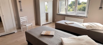 Beautiful house with 4 bedrooms in Hees