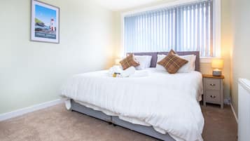 4 bedrooms, free WiFi, bed sheets