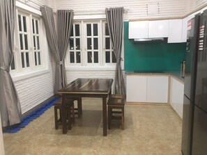 Family Villa | Private kitchen | Cookware/dishes/utensils