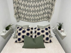 1 habitación, tabla de planchar con plancha, wifi y ropa de cama 